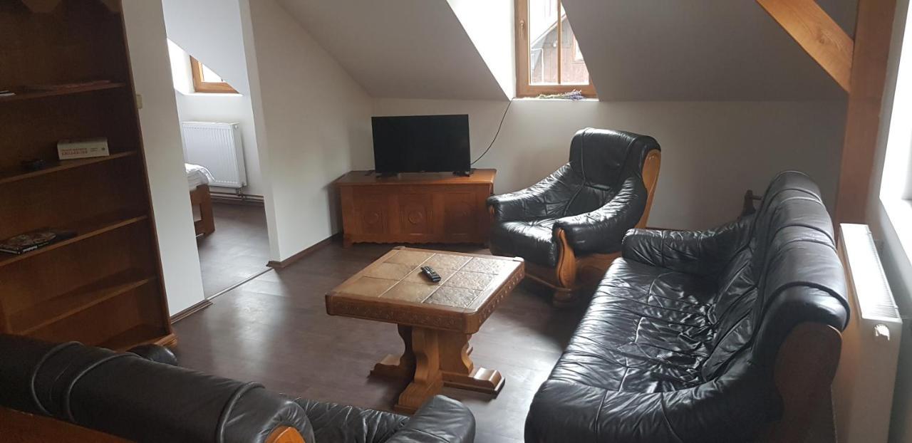 Apartman Jizerka โกเชนอฟ ภายนอก รูปภาพ